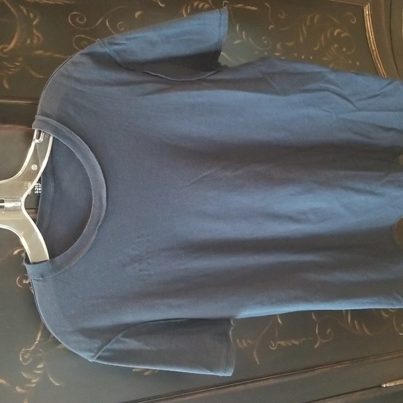 The Concert Tee District Navy Crewneck Tshirt Size Large - Picture 11 of 12